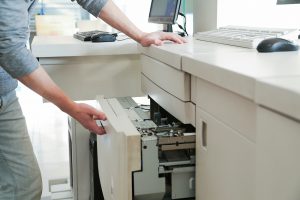 When to Use Digital Printing Versus Offset Printing